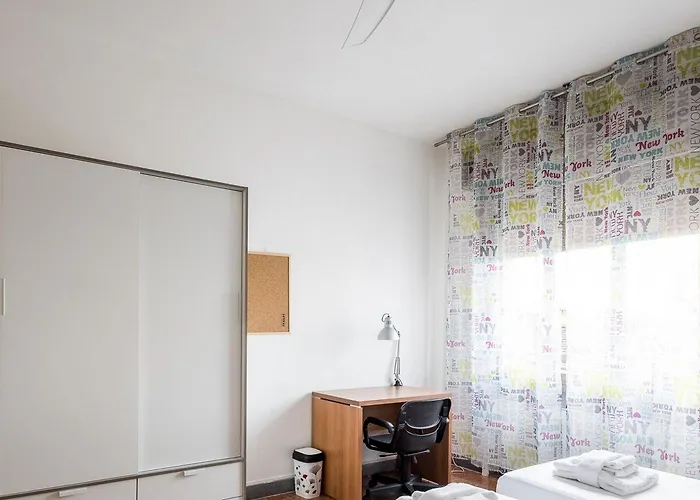 Quiet And Cozy Urban By Wonderful Italy