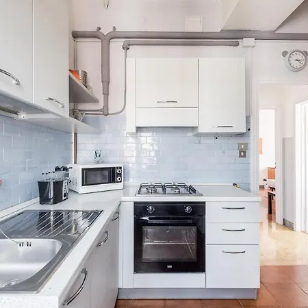 Quiet And Cozy Urban By Wonderful Italy